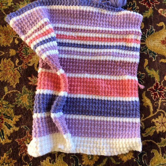 HANDMADE Crochet Crib baby blanket - Picture 7 of 11